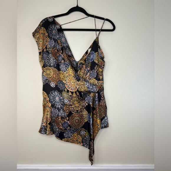 Atelier Nicole hiller 90’s -Y2K, black silk asymmetrical with medallion print - Picture 3 of 11